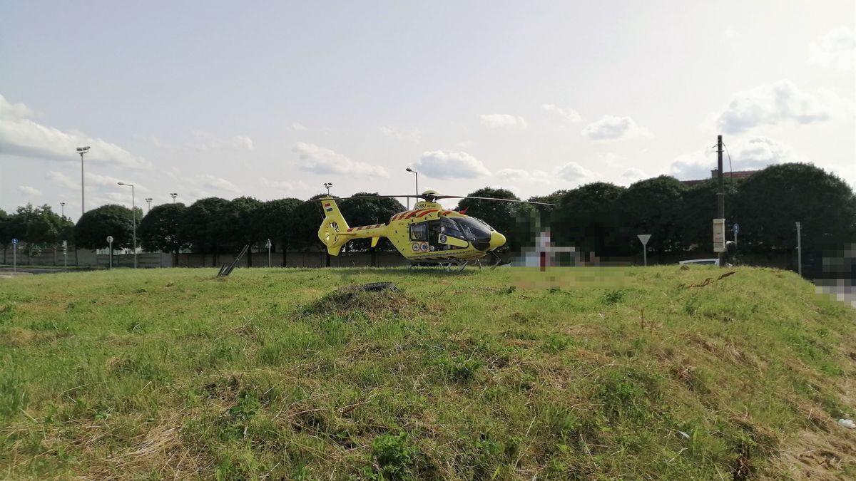 Mentőhelikopterre lettek figyelmesek vasárnap kora délután a Duna menti városban. Hiába érkezett hamar a segítség, elhunyt az idős hölgy.