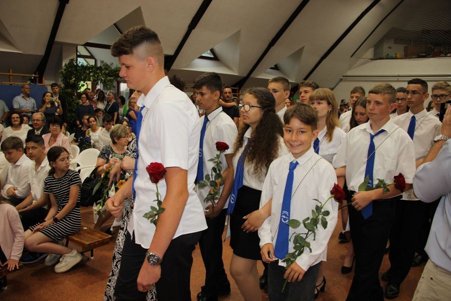 Vértessomlón tizennyolc diák búcsúzott az iskolától