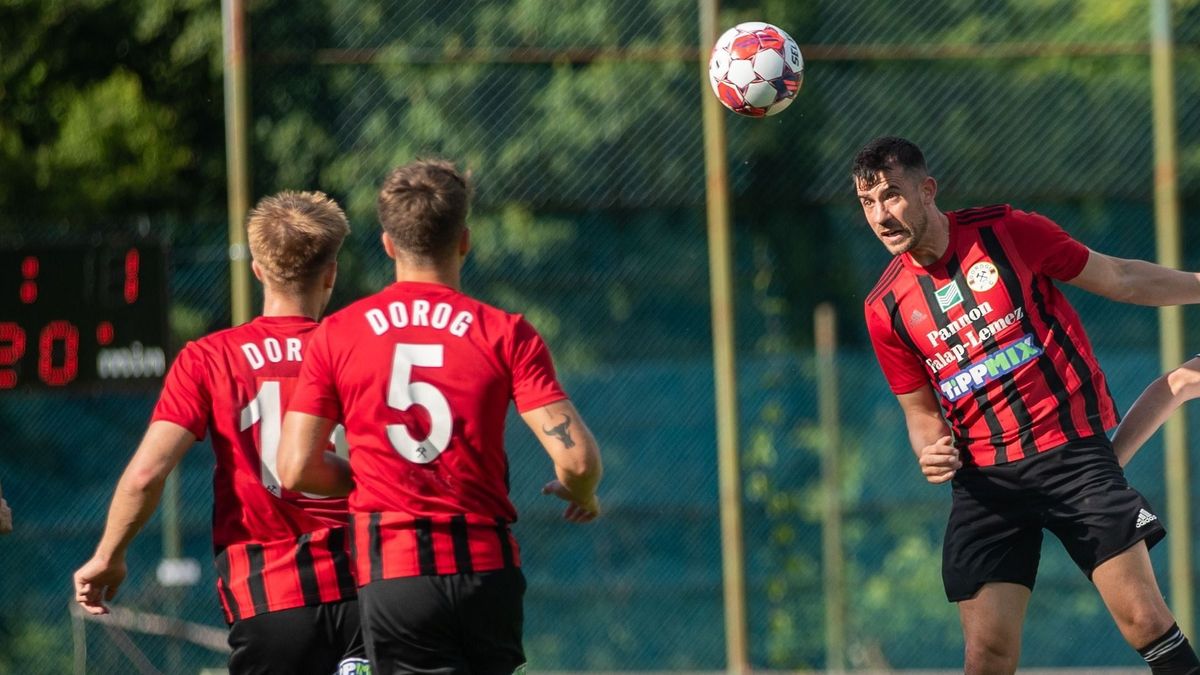 Szurkolói ankétot hirdet a férfi labdarúgó harmadosztályban szereplő Dorogi FC, amely a 7. helyen zárta az előző bajnokságot. 