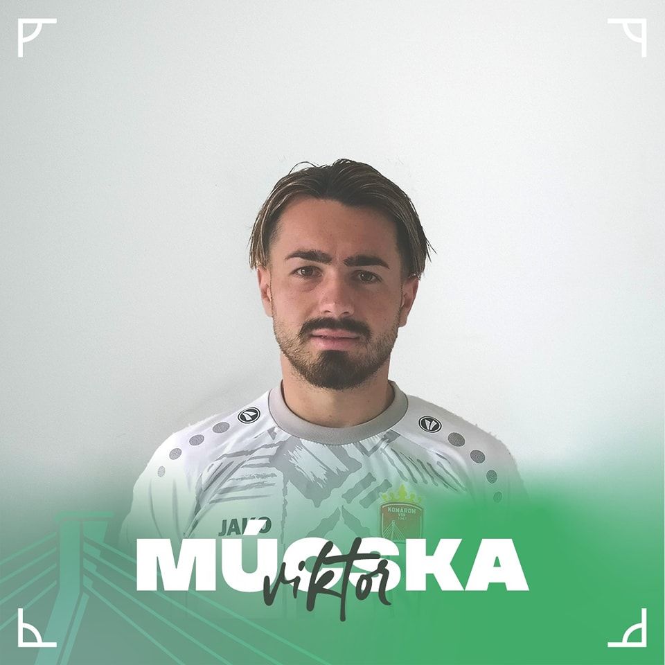 Múcska Viktor, középpályás