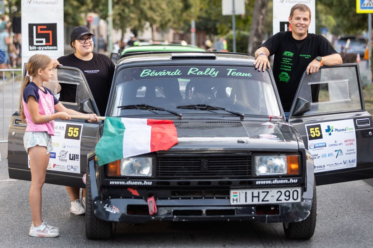 Minden féle rallye autót láthattunk.