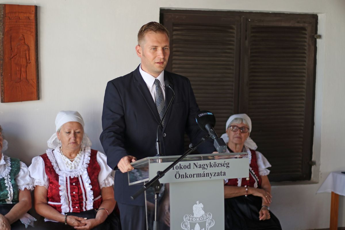 A beszédesk után a tánc és a zene is teret kapott Tokodon.