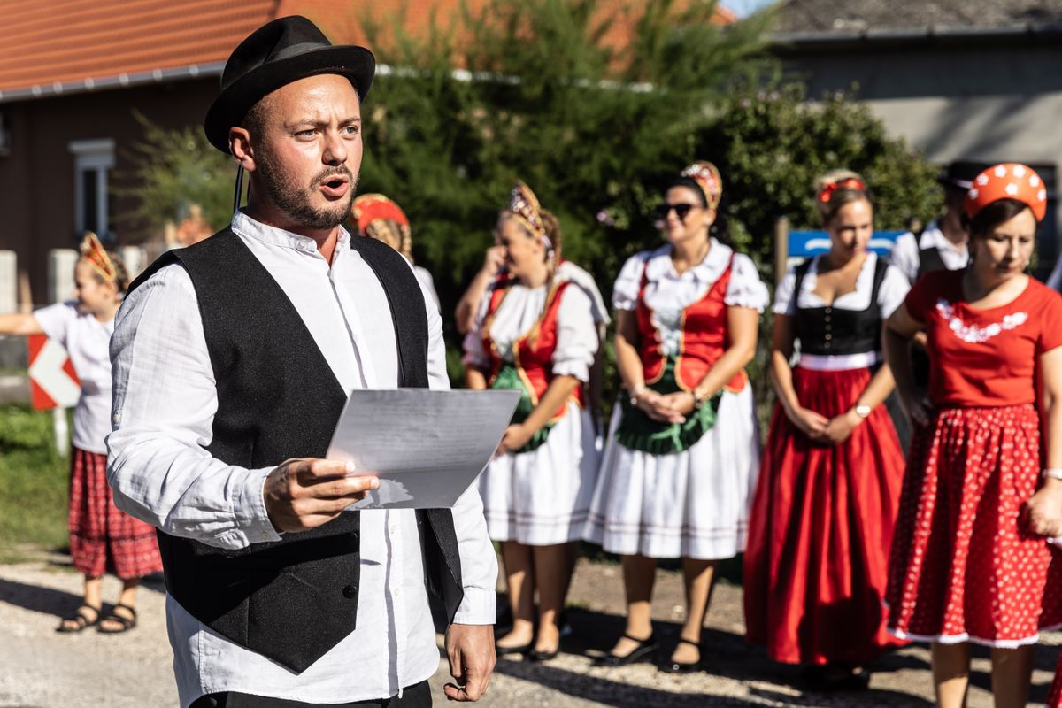 Mindekinek jót kívánt az áldás keretében Boros Ákos