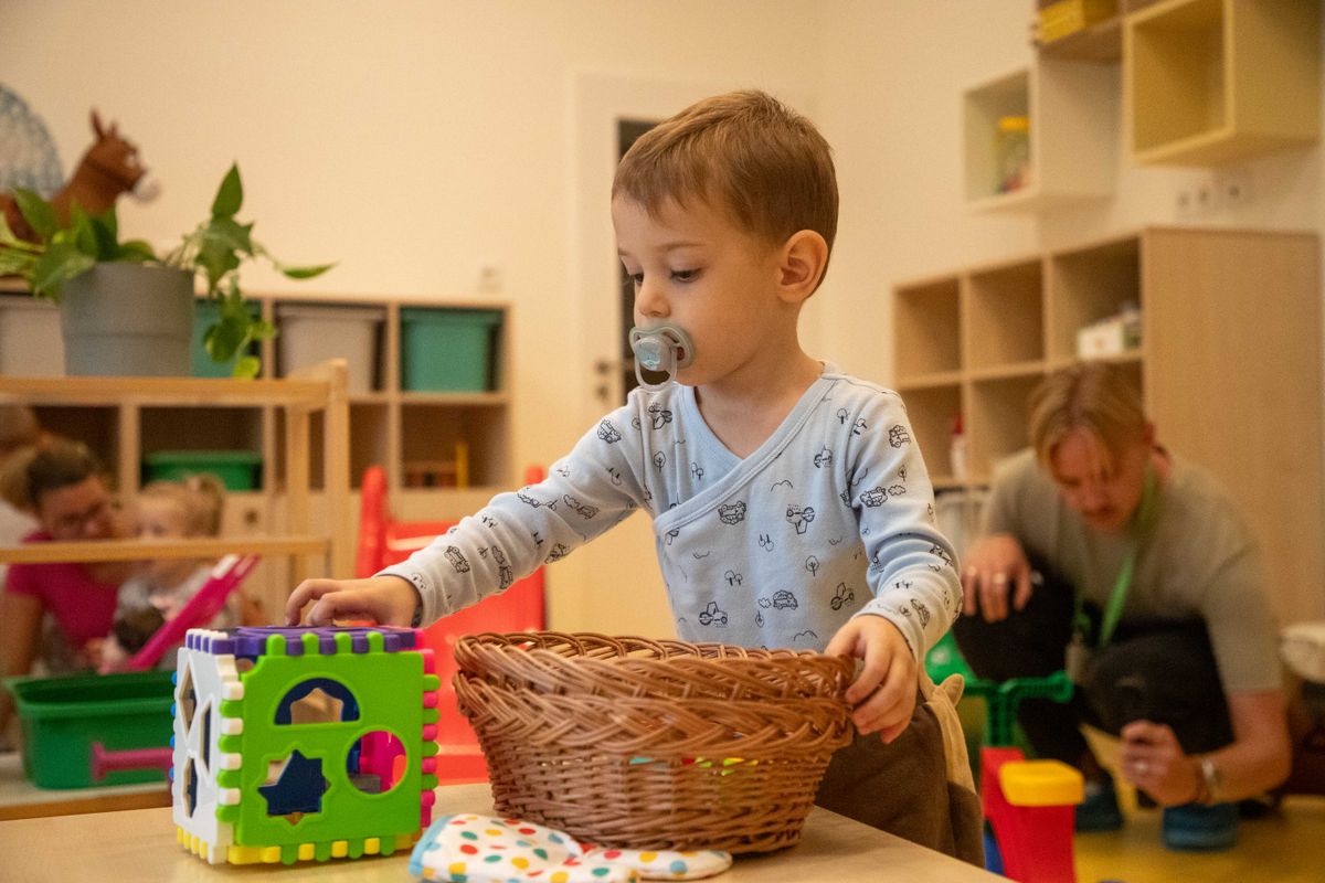 Felsőgallai minibölcsőde átadó Tatabányán