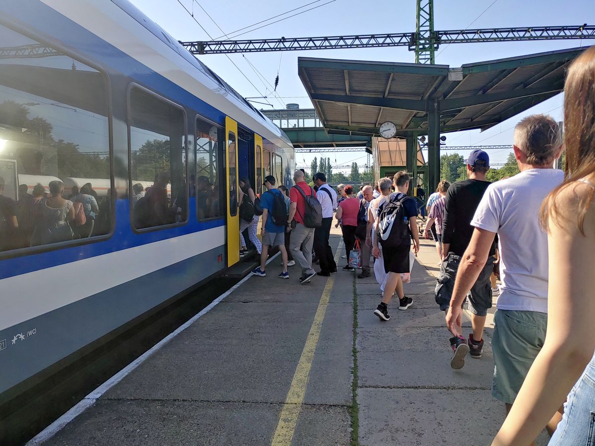 Kalauz nélküli vonatok is lesznek hétfőtől vármegyénkben