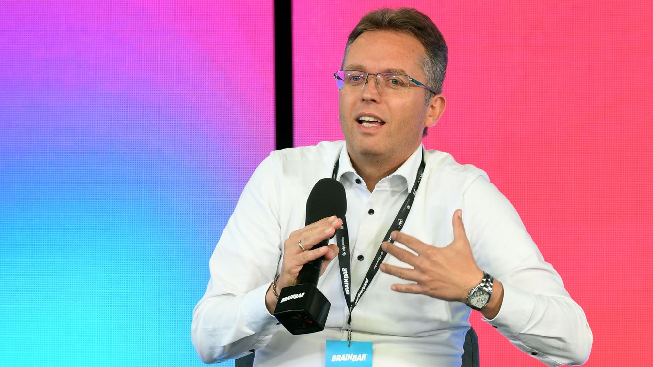Hankó Balázs: meg kell erősítenünk a család és a gyermekvállalás értékét