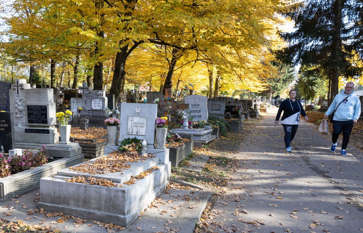 A temetők nyitvatartása változik