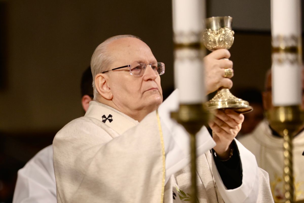 Ünnepi szentmisével és énekszóval színesített megnyitóünnepséggel adták át az esztergomi Franka új, csarnokméretű épületét. 