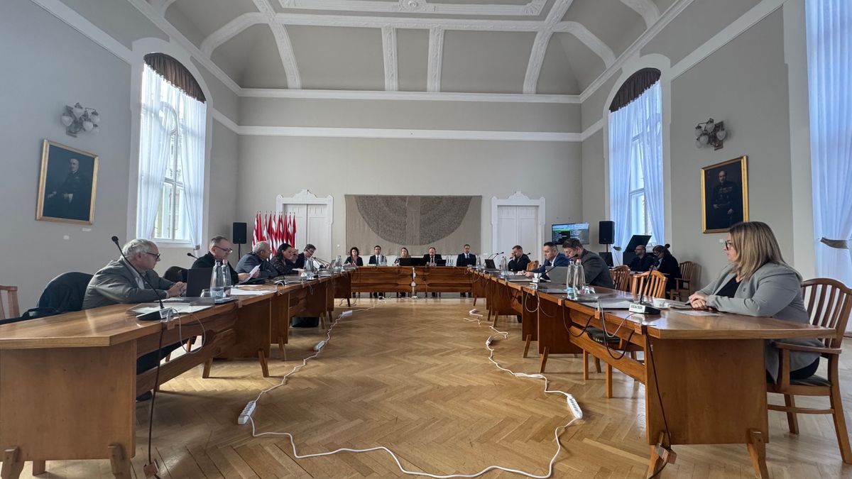 A közgyűlésen döntöttek többek közt a helyi járatokon használható bérletekről, alapítványi támogatásokról is.