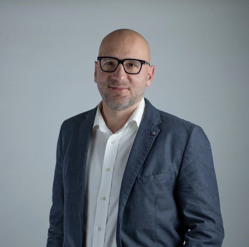 Dr. Bense Tamás gyermekorvossal beszéltünk az influenza- a hMPV- és a norovírus-járványról.