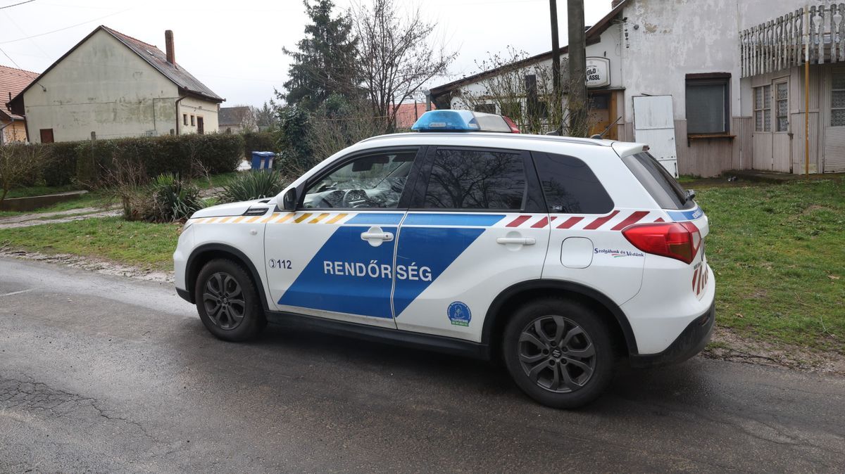 Újabb információk kerültek napvilágra a fonói gyilkosság kapcsán. A fonói gyilkos már csütörtökön támadásba lendült, a buszmegállóban bántalmazott egy családot.