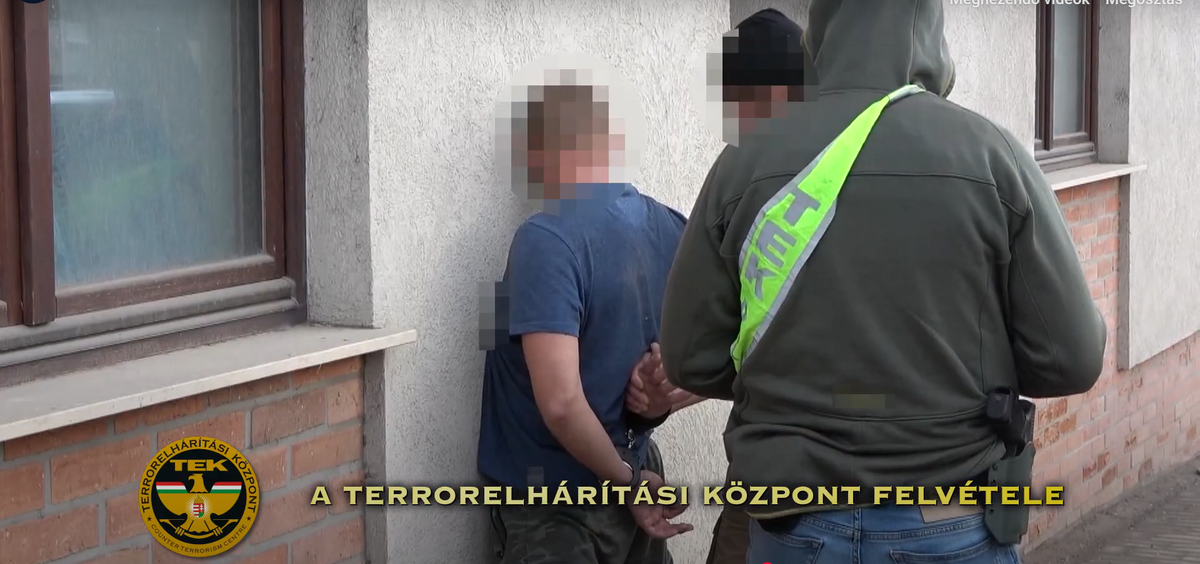 Tatabányán egy férfi a saját kezébe vette az igazságszolgáltatást. Előbb megverte adósát és annak feleségét, majd egy gázpisztoly is előkerült. A rendőrség nem habozott, a TEK akciózott.