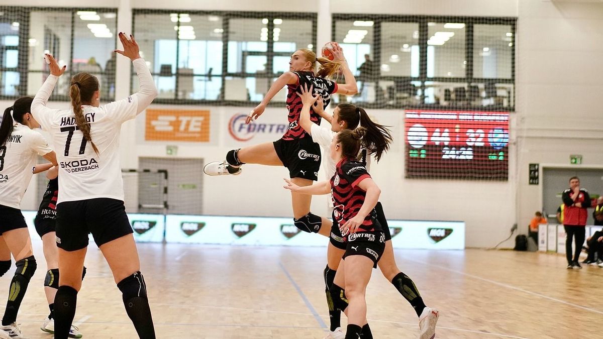 MOL Esztergom: 49-35-ös győzelem az MTK Bzudapest ellen az élvonalbeli női kézilabda-bajnokság 18. fordulójában