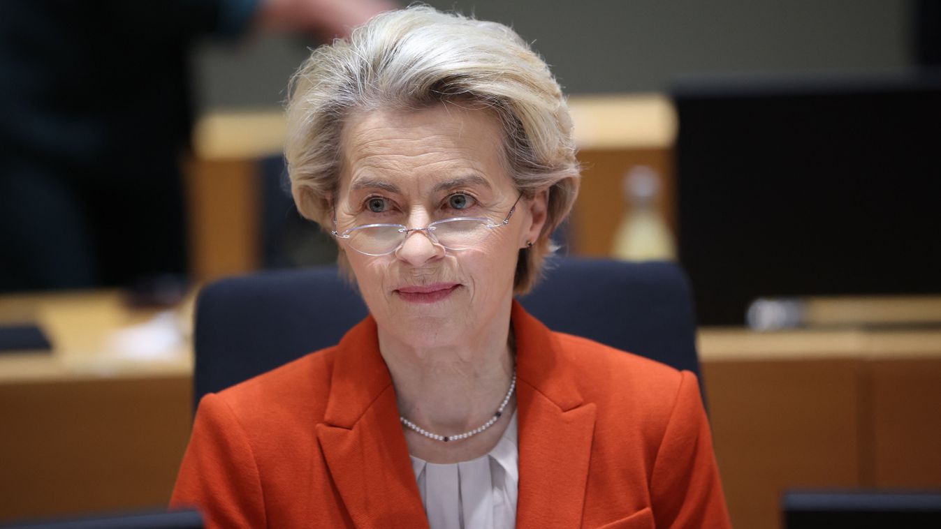 Szakértő: az Európai Unió ráhangolja az embereket a háborúra