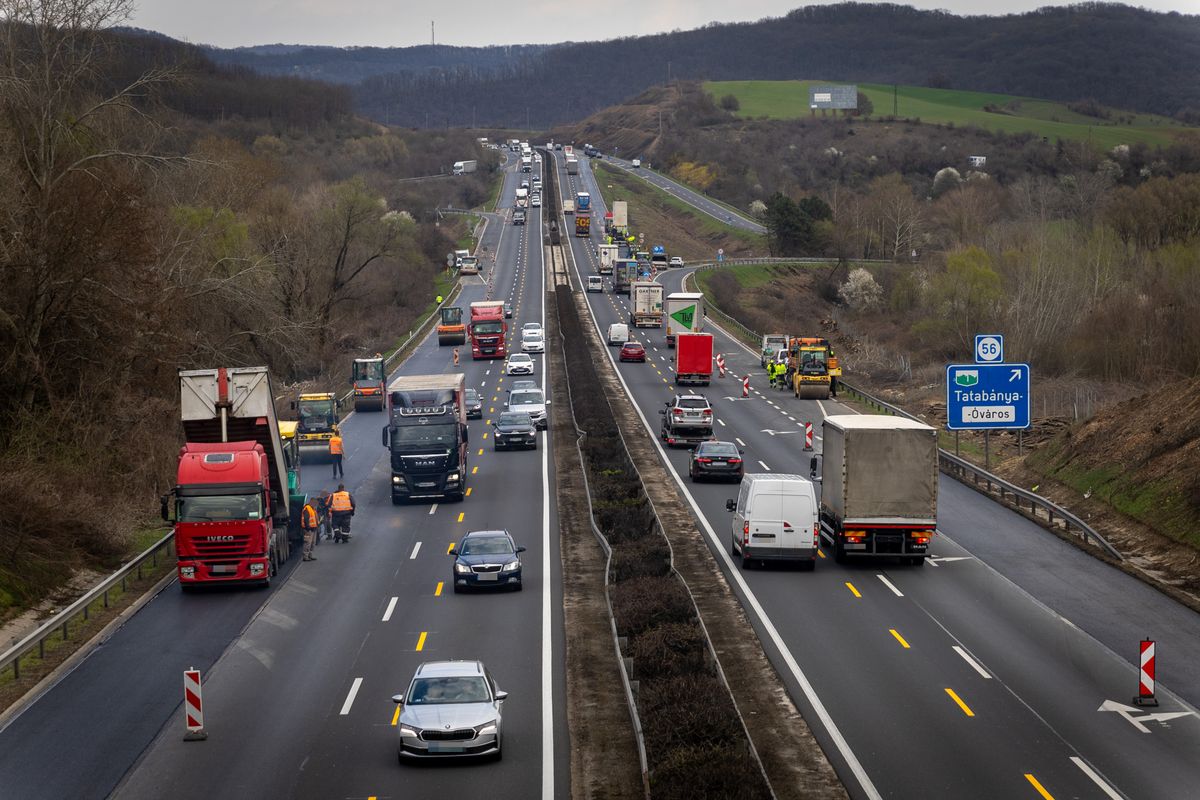 Súlyos baleset miatt lezárták az M1-es egy szakaszát