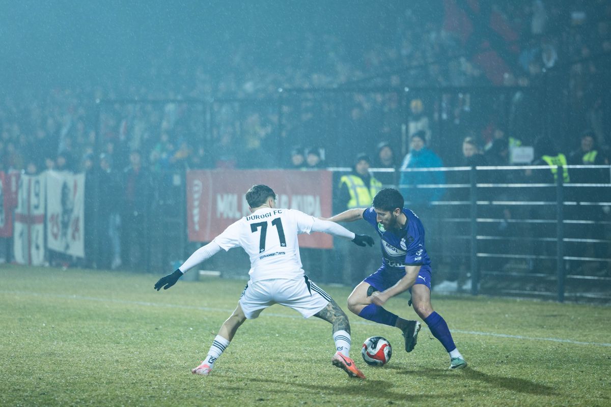 Fájó kudarc. A Dorogi FC fájó vereségbe szaladt bele a rossz formában lévő Budaörs ellen a labdarúgó NB III. huszonhatodik játéknapján.