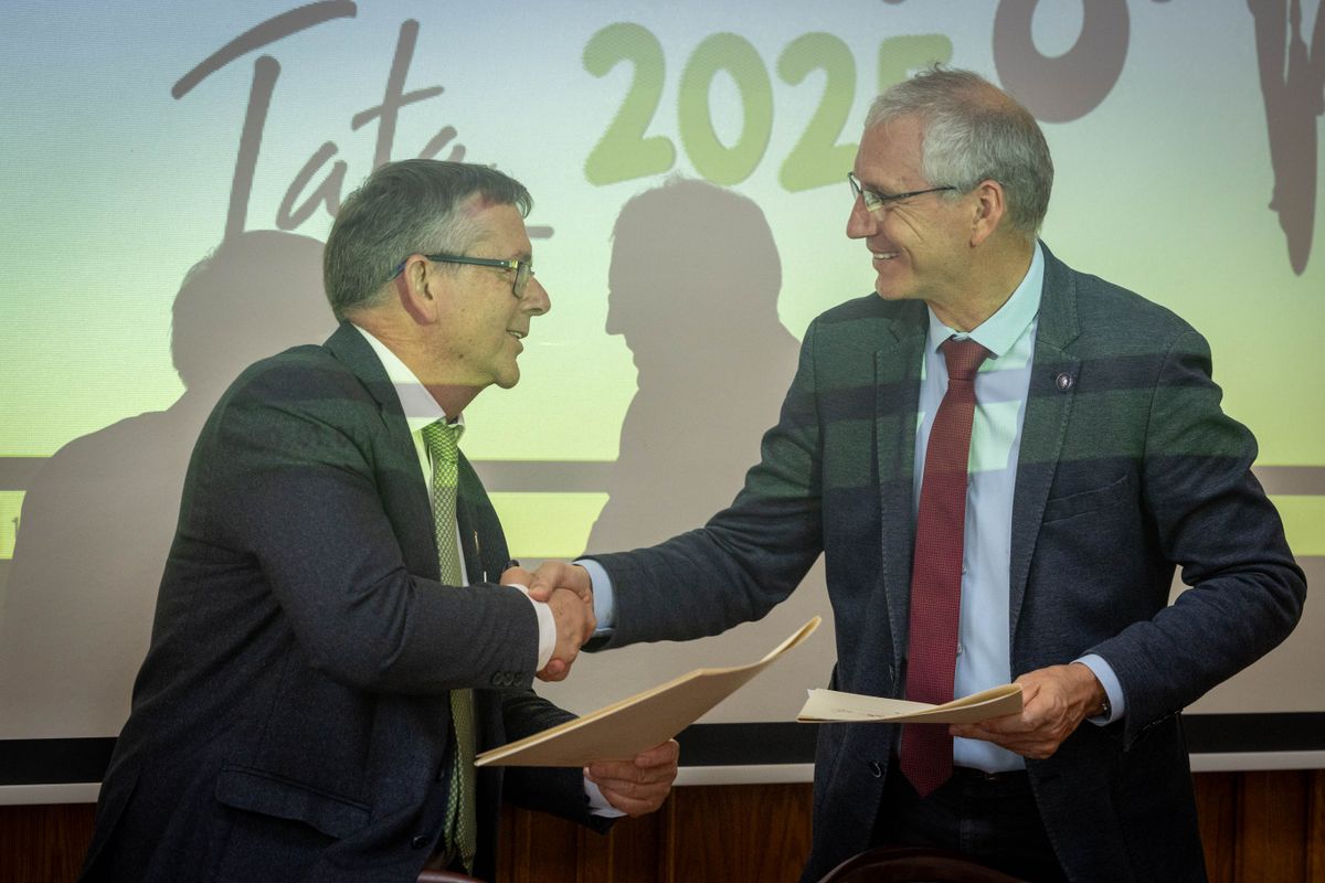 A vizek városa 2021 után második alkalommal ad otthont a Magyar Kerékpáros Körversenynek. A Tour de Hongrie negyedik szakasza a tatai Kossuth térről indul majd május 17-én, szombaton. Ez alkalommal tartottak sajtótájékoztatót a tatai Városházán.