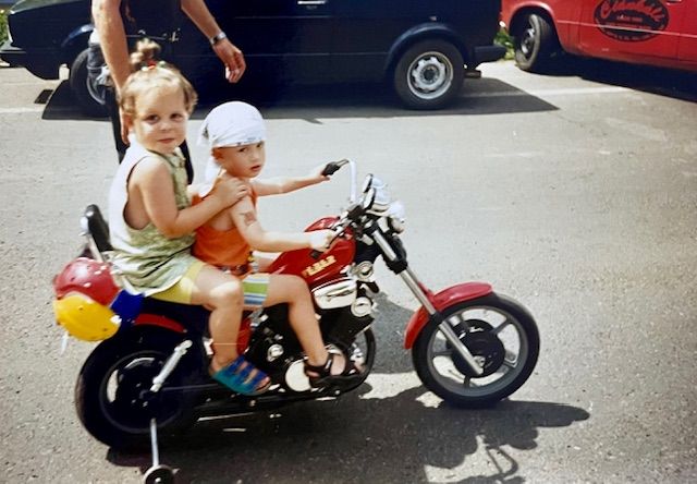 Múltidéző motoros találkozó lesz az esztergomi kempingben- vajon ők is ott lesznek, immár felnőttként?