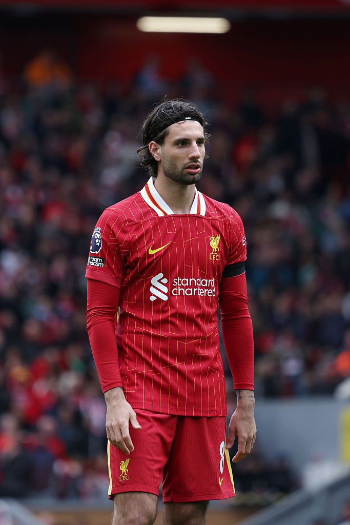 Az angol sajtó szerint a magyar válogatott csapatkapitánya a csereként kapott esélyt nem használta ki. A Liverpool győzelme ellenére Szoboszlai Dominik most komoly kritikák kereszttüzébe került.
