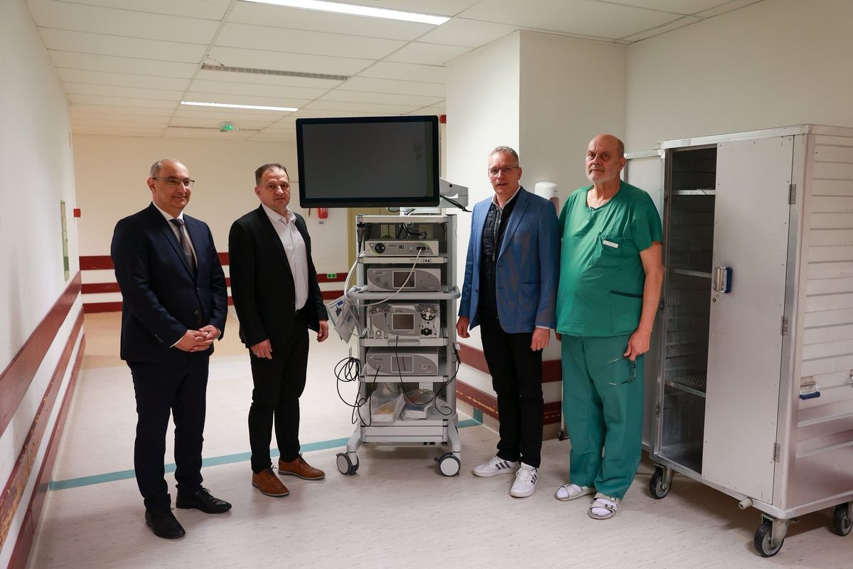 Az esztergomi kórház nemrég egy fontos diagnosztikai és egyben műtéti eszközt kapott a gyógyításhoz, amely eddig csak távolabbi kórházakban volt elérhető.