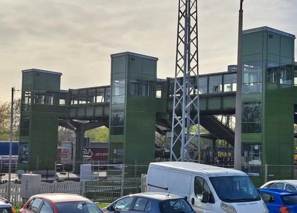 A tatabányai vasútállomás liftjeit ma végre üzembe helyezik