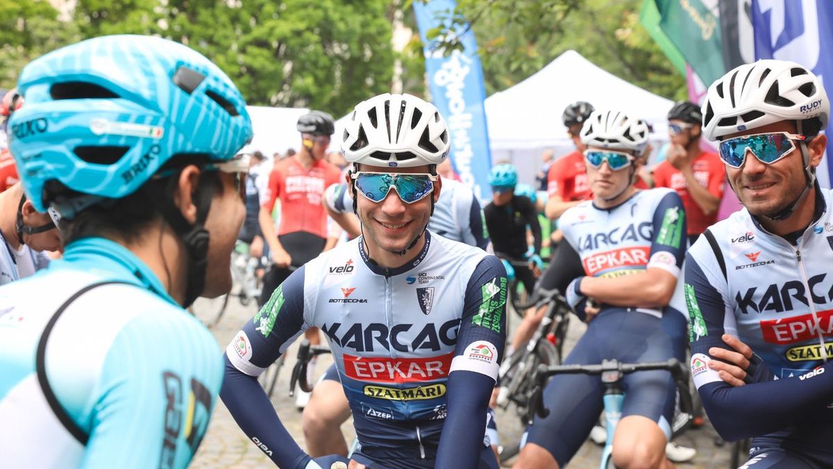 Ismételten szórakoztatta a nézőket Filu a Tour De Hongrie lassú rajtján