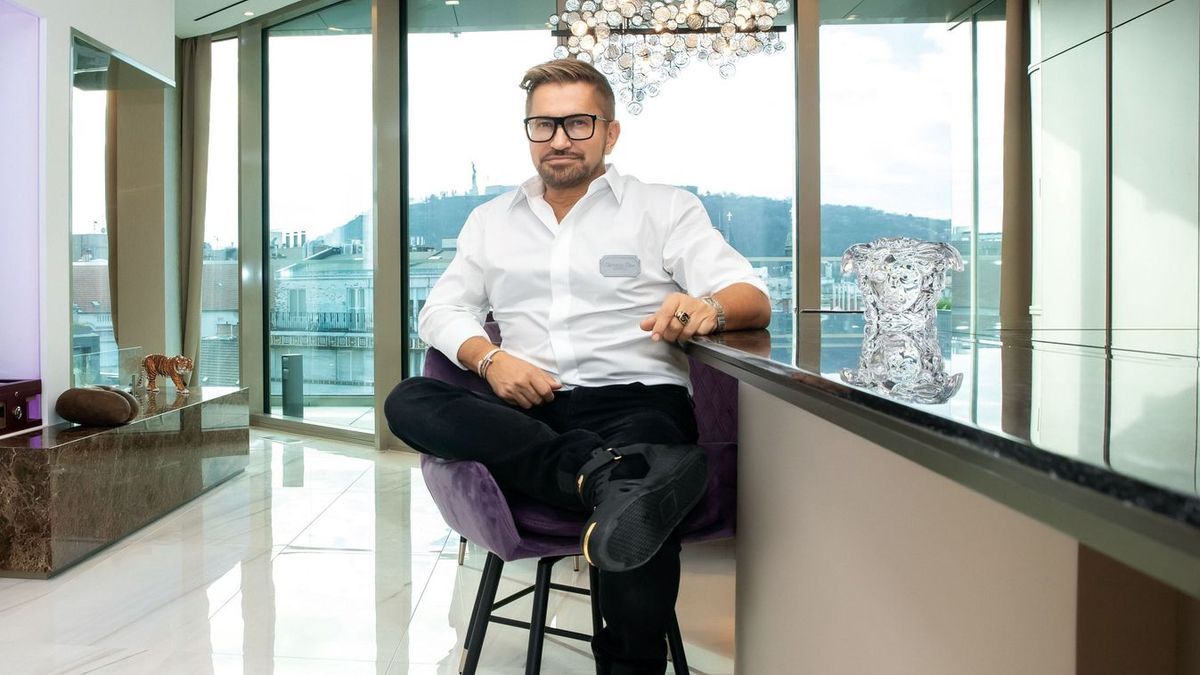 Jákob Zoli már megjárt nagyon sok helyet de egyedül mégsem utazna megint