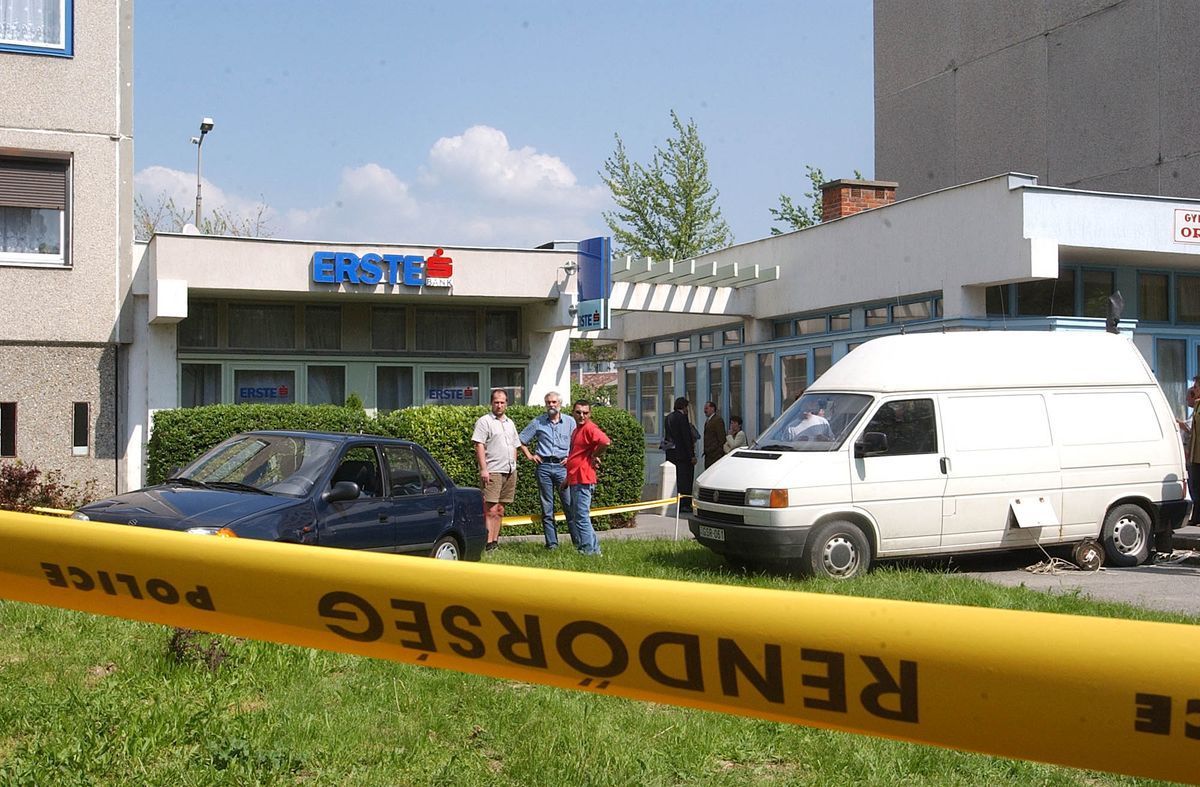23 éve történt a magyar bűnügyi történelem legvéresebb bankrablása, a móri mészárlás