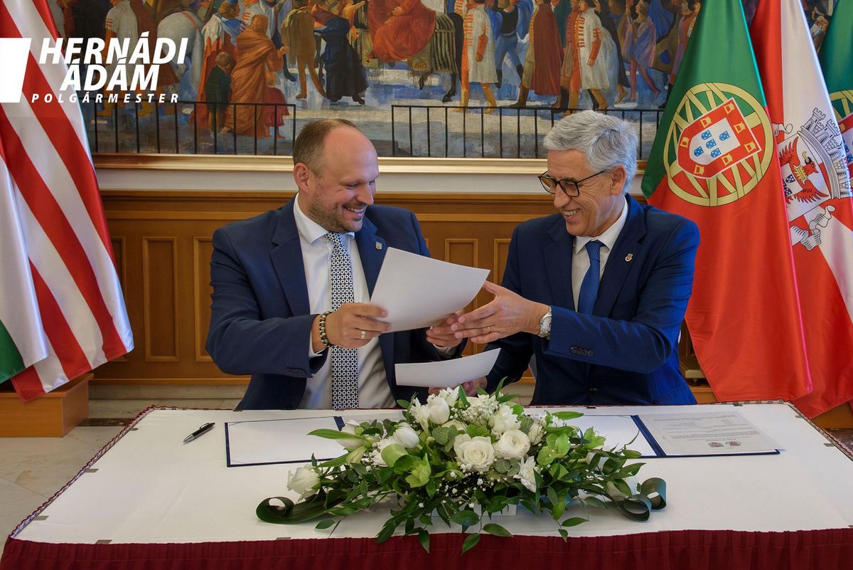 A hitélet két nagy központja lett testvérváros. A két városhoz egyaránt ezer szállal kötődik az 50 éve elhunyt Mindszenty József bíboros, '56-os hős.
