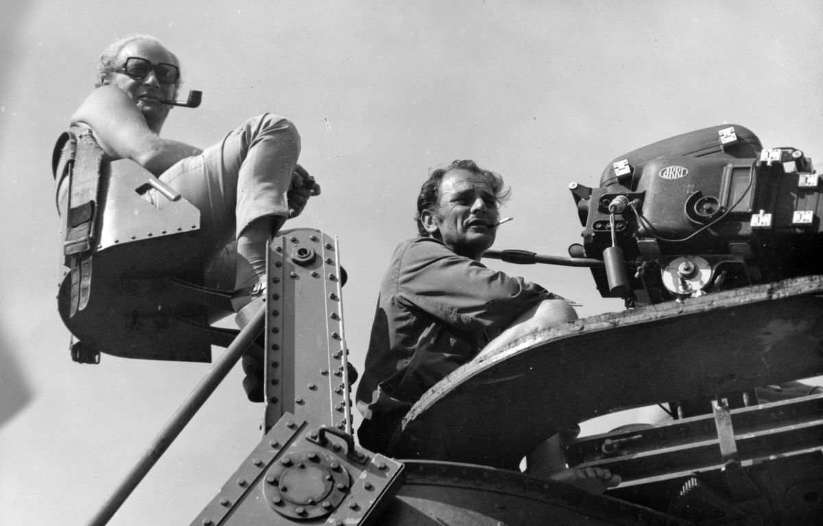 Az öreg filmforgatás, Tatabánya környékén. Szécsényi Ferenc a film operatőre és Révész György a film rendezője.
1976