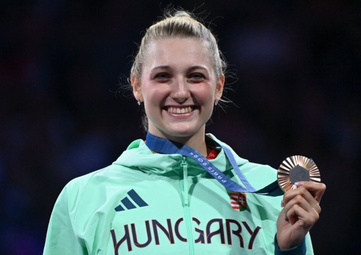 Sok újdonságot megtudtak a szurkolók a párizsi olimpia hőséről. Az ötkarikás bronzérmes Muhari Eszter megosztotta féltve őrzött bakancslistáját a nyilvánossággal. Kiderült, hogy függne össze a magyar válogatottal a tatabányai versenyző bakancslistája.