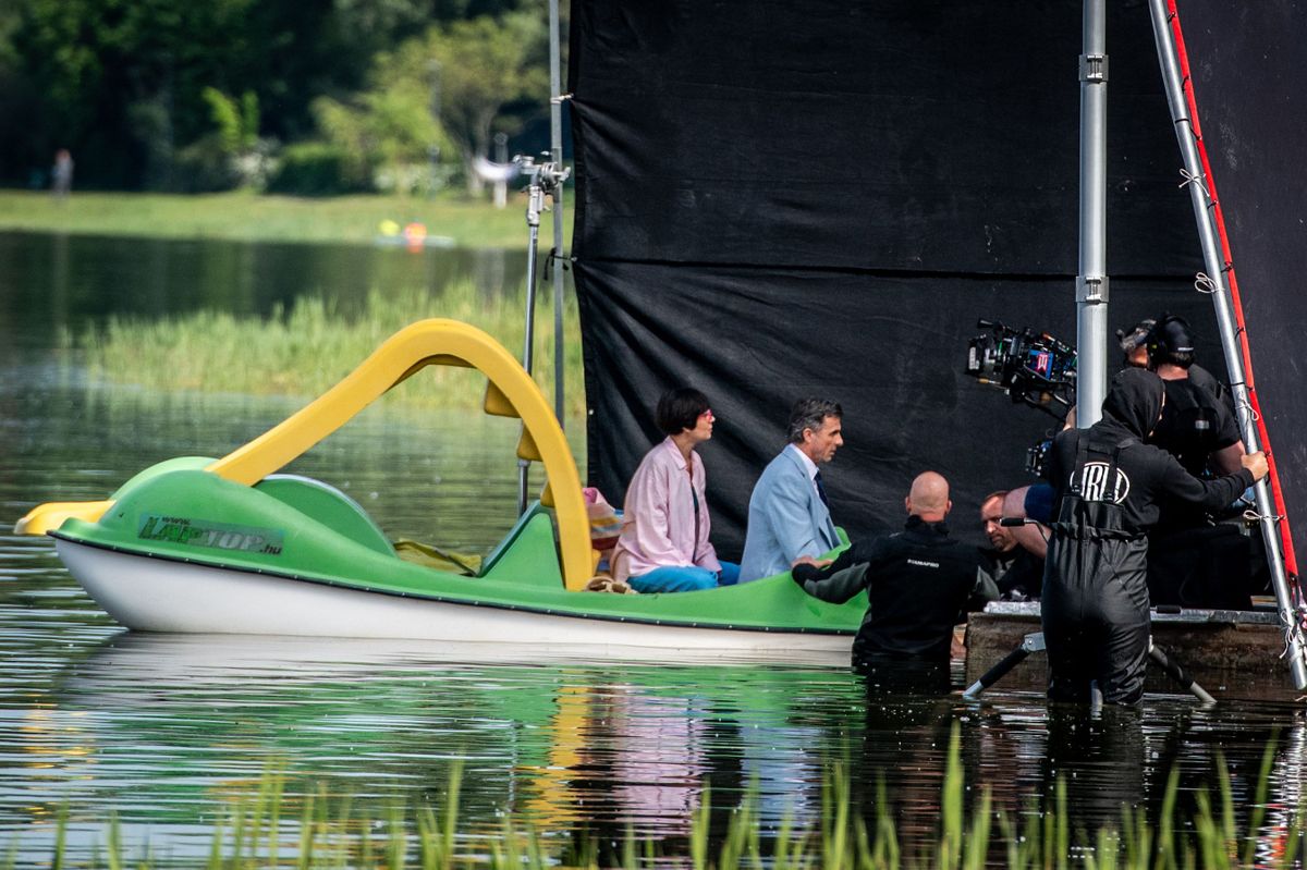 Újabb filmforgatás helyszínéül választották Tatát. Ezúttal az Öreg-tó partján forogtak a kamerák