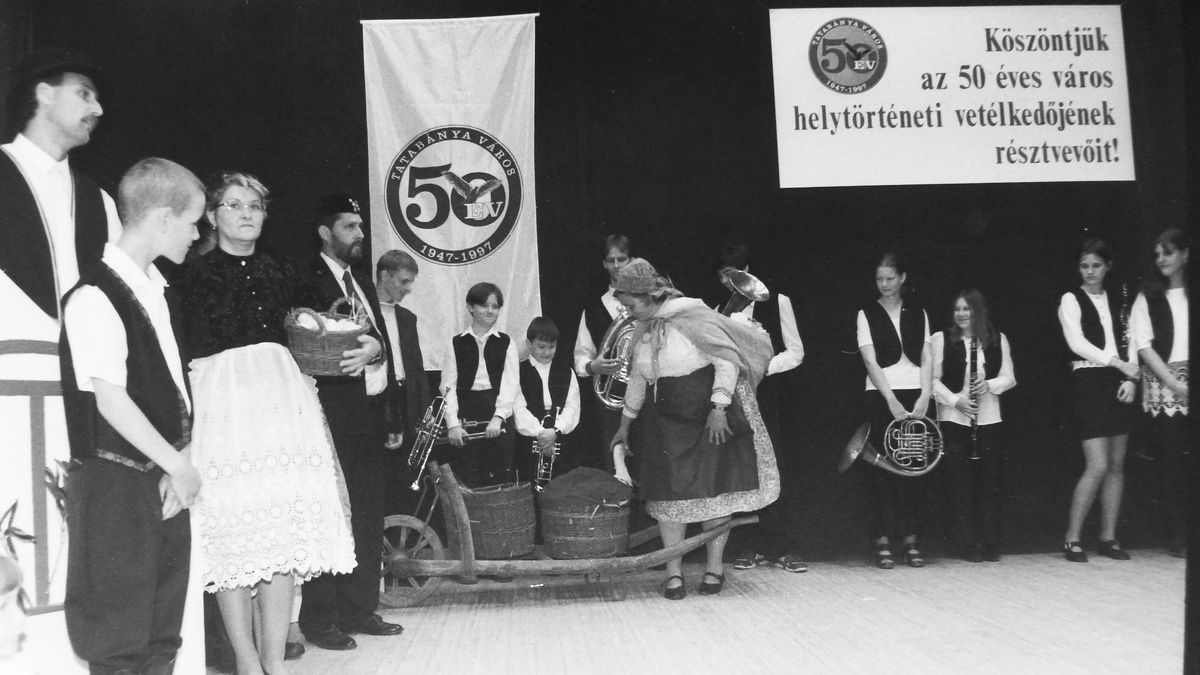 Óriási retro fotóválogatás: így ünnepelte Tatabánya várossá válásának 50. évfordulóját 1997-ben