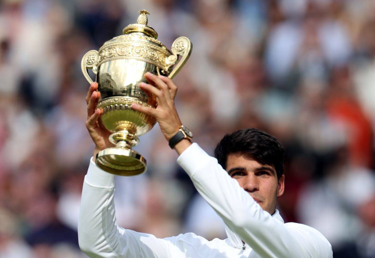 Labdarúgás, Formula-1 és tenisz minden mennyiségben. Kezdődik a wimbledoni tenisztorna és a Tour de France, továbbá újabb izgalmas mérkőzésekkel folytatódik a klub-vb a heti sportműsorban.