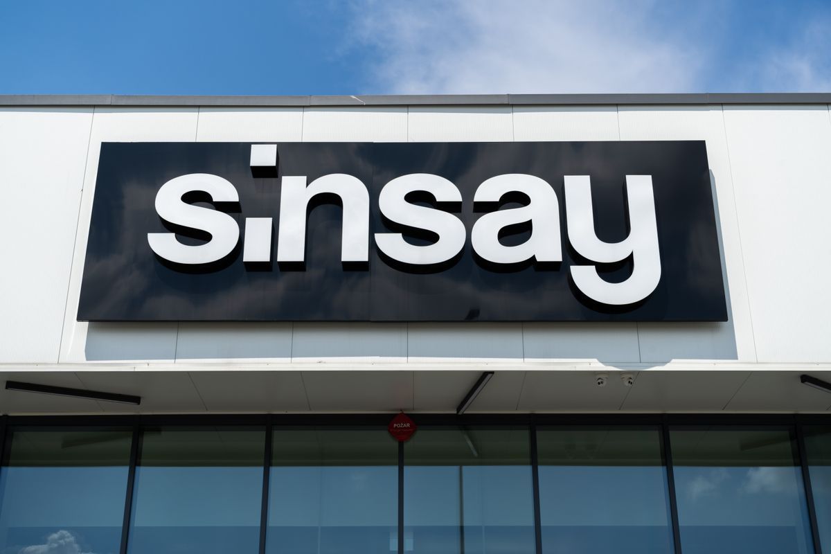 Végre megnyit Oroszlányban a Sinsay