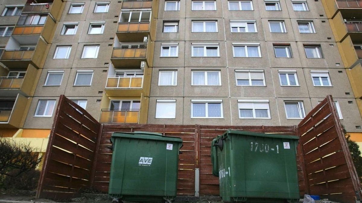 Az ingatlan.com kimutatásából kiderült: az elmúlt egy év alatt mennyt drágultak a panellakások Tatabányán.