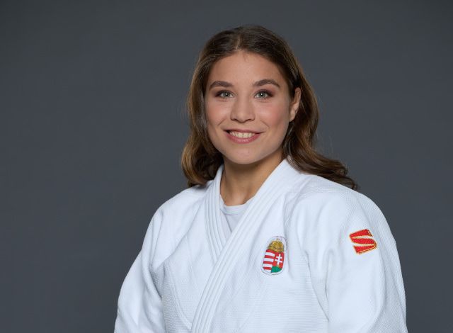 Pénteken késő délelőtt, pontban fél tizenkettőkor elkezdődik az OTP Bank Judo világbajnokság a Papp László Sportarénában. Huszonegy magyar judós sikeréért szurkolhatunk a budapesti rendezésű cselgáncs vb-n.