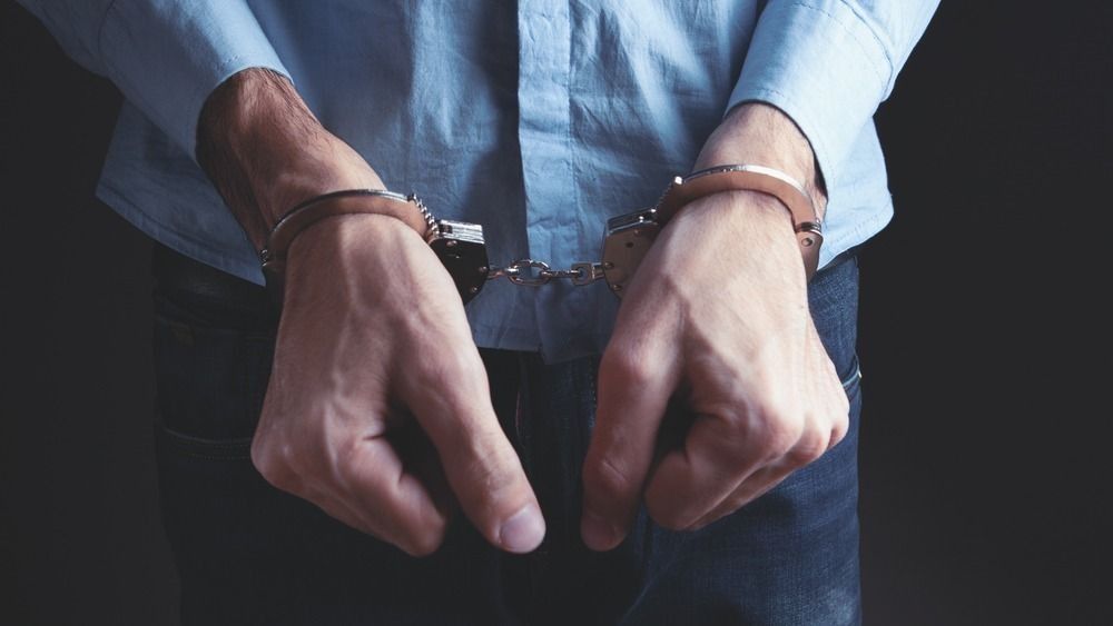 Két felnőttet és két gyermeket kötöztek meg a csoportosan elkövetett rablás során