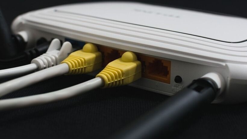 Elment az internet és televízió reggel? A Magyar Telekom közleményéből megtudtuk, mi az oka a szolgáltatáskiesésnek, miért akadozik az internet.
