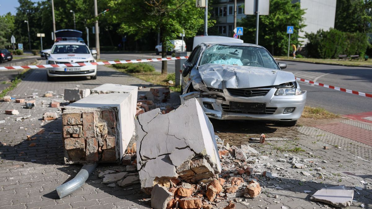 Baleset történt Tatabányán az árkádoknál