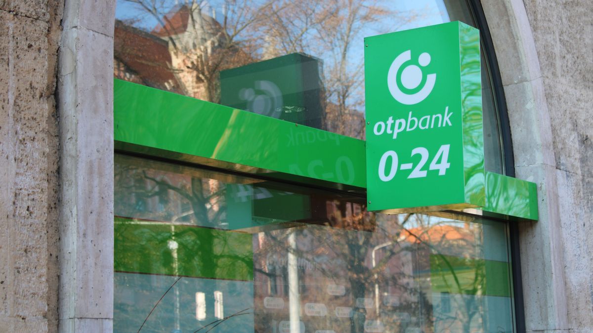 Debrecen,,Hungary,-,22.,January,2023:,Otp,Bank,Office,Front.
