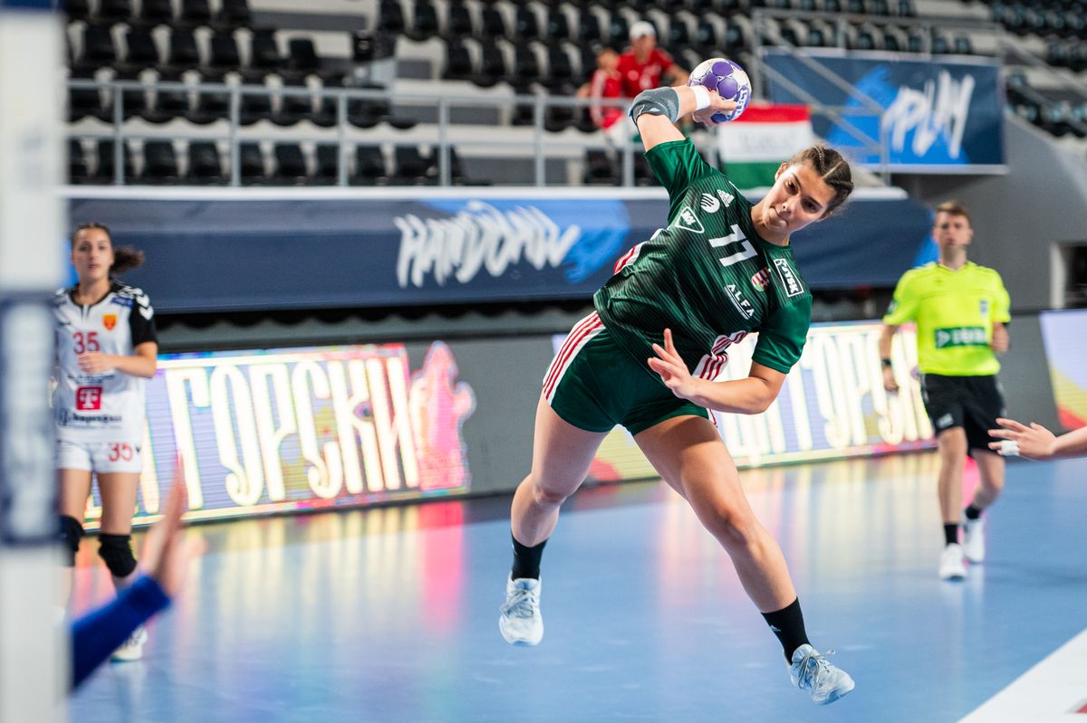 A magyar junior női kézilabda-válogatott remekül kezdett Montenegróban. Bohus Beáta tanítványai hatalmas különbséggel, 38-21-re legyőzték Észak-Macedóniát az U19-es kézilabda Eb nyitó napján. Két esztergomi lány is remekelt a korosztályos csapatban.