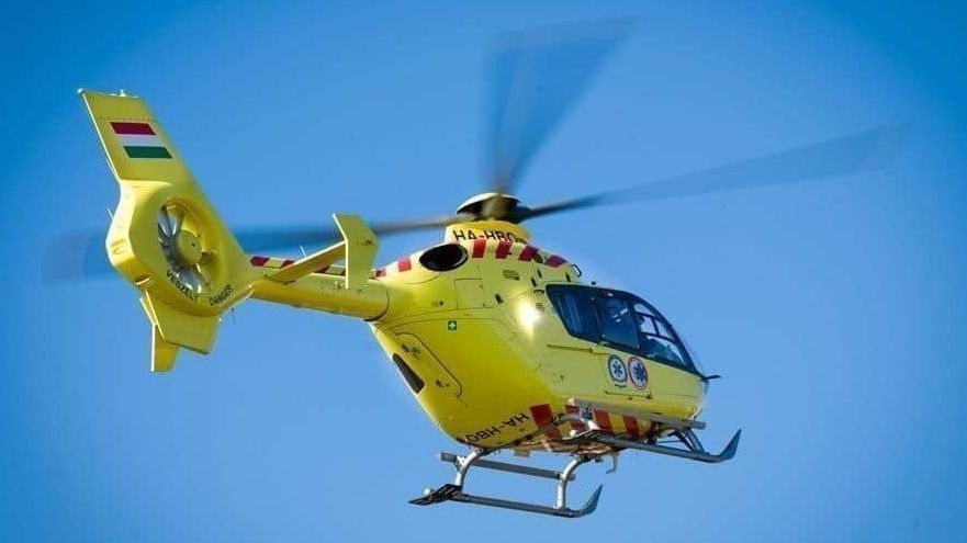 A halálos baleset helyszínére mentőhelikoptert is riasztottak, tragédia