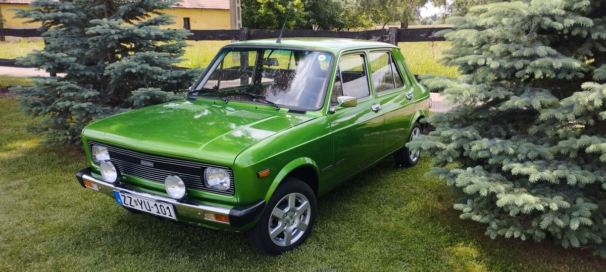 A Zastava Yugo egyedülálló formaterve és a Merkur késedelmes bevezetése nem hozott áttörést a magyar piacon Forrás: Zastava /Yugo Adok -veszek facebook csoport