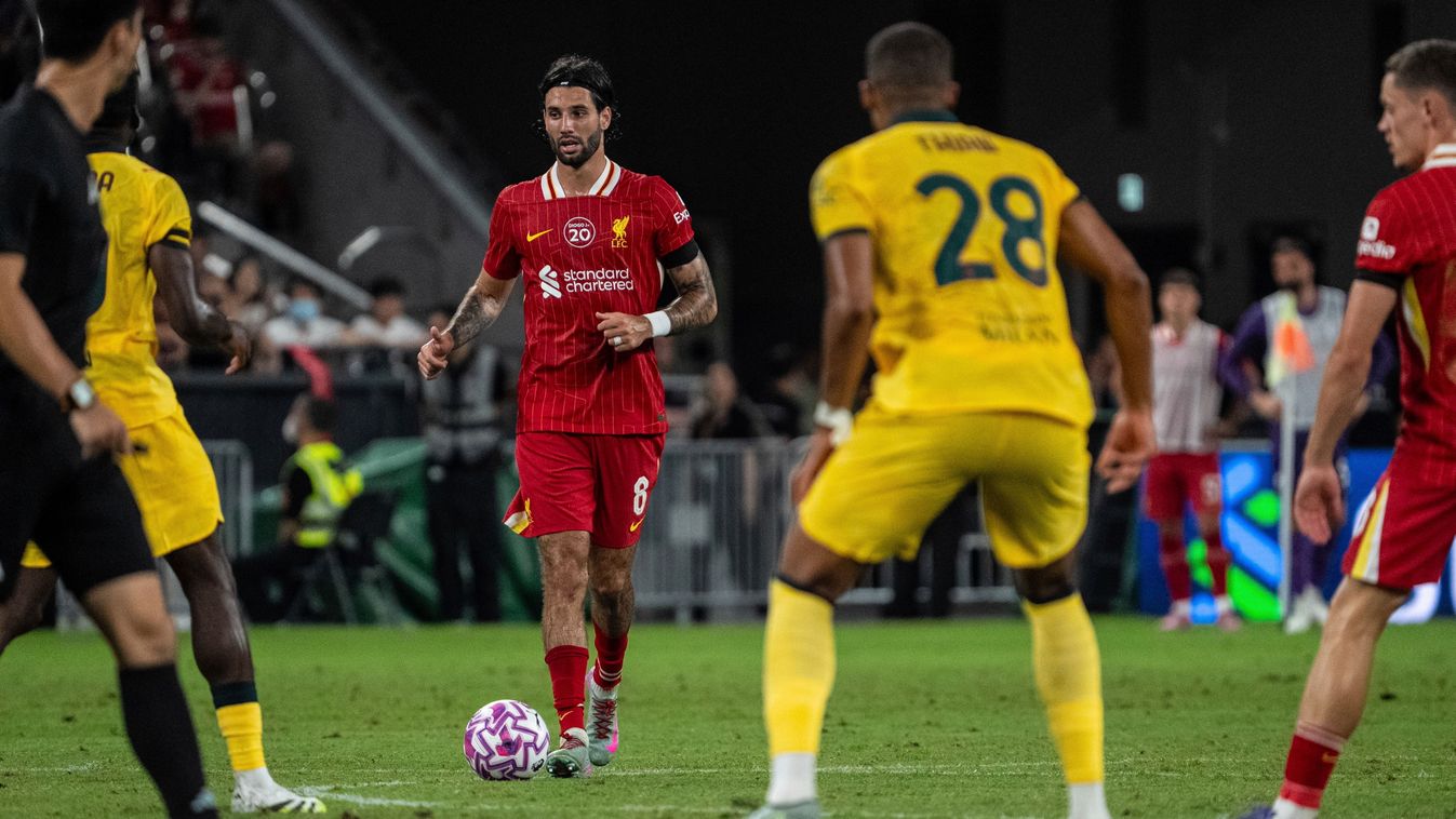 Különleges mezben lép pályára a Liverpool Japánban