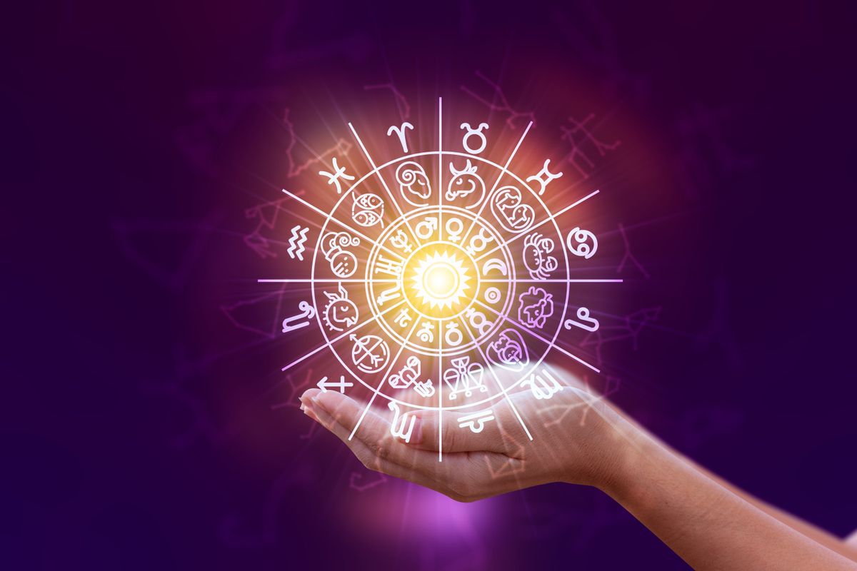 Zodiac,Signs,And,Astrology,With,Constellations,,Concepts,,Predictions,,Horoscopes,,Beliefs, horoszkóp