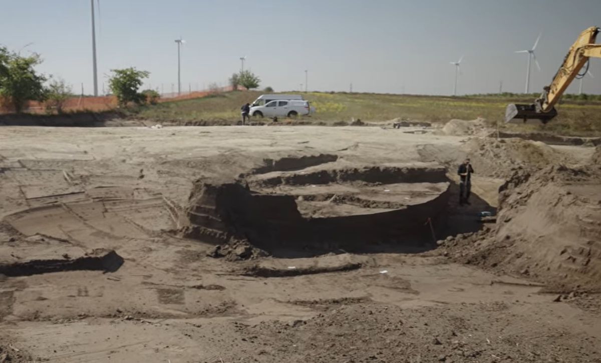 Fantasztikus felfedezésre bukkantak a régészek az M1-es autópálya bővítésének helyszínén. 