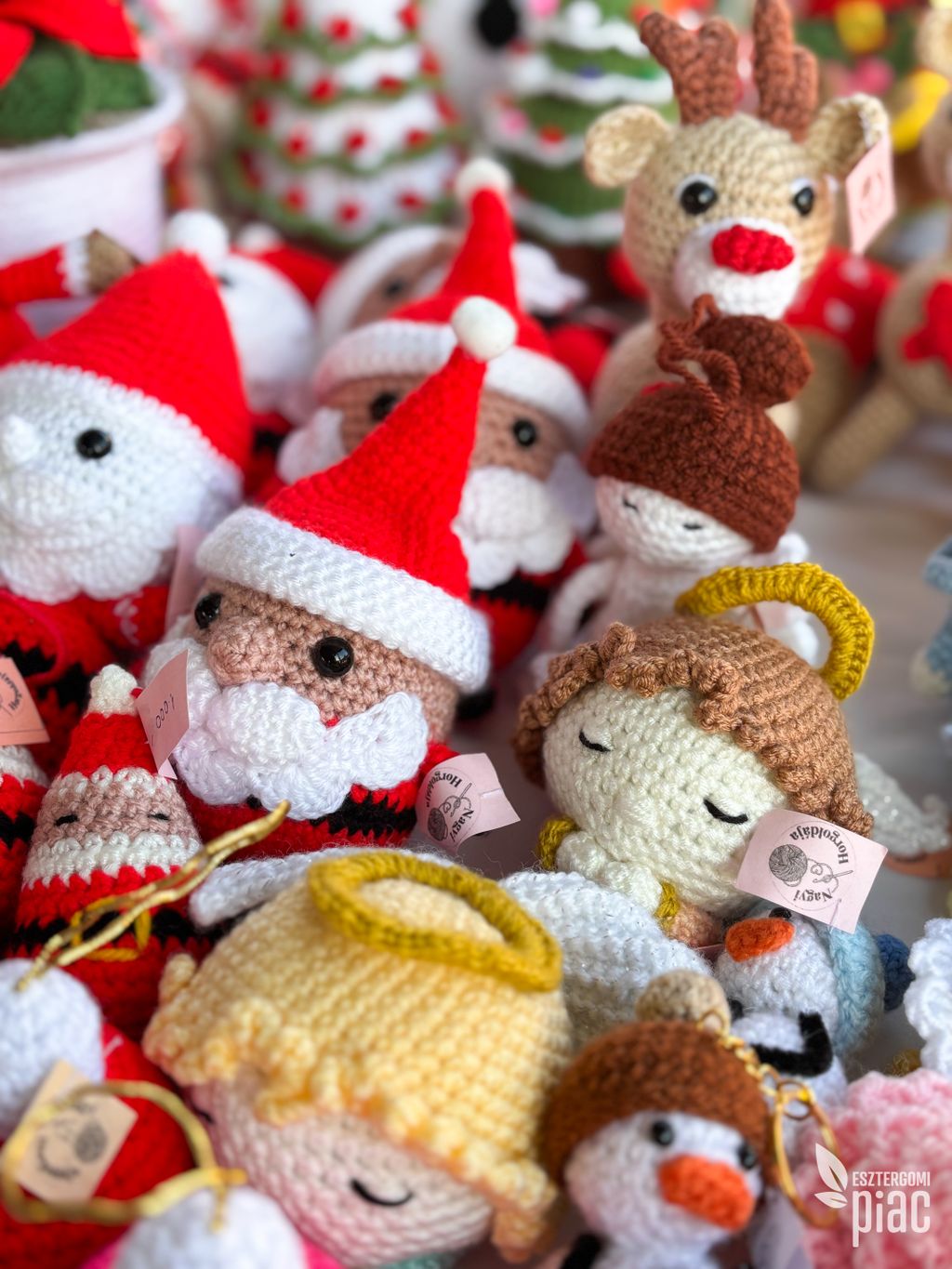 Adventi készülődés az Esztergomi Piacon