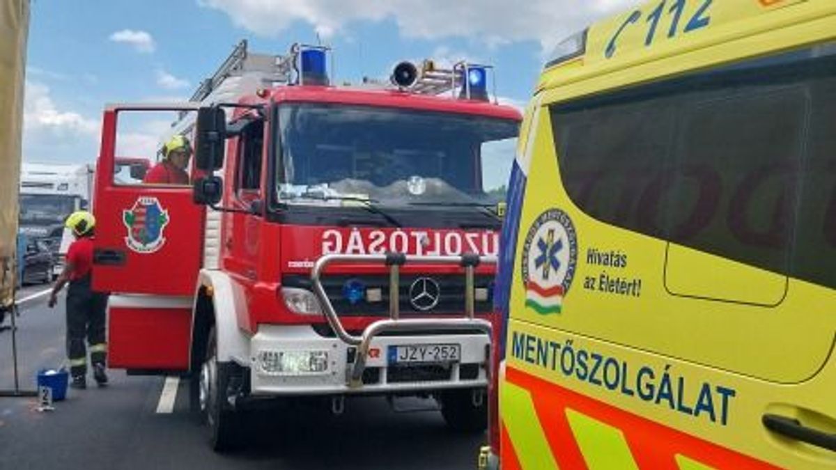 Öt autó ütközött az M1-esen, a „halálúton” is tömegbaleset történt