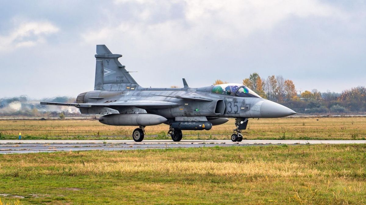 Magyar Gripen zuhant le: friss hírek érkeztek a pilóta állapotáról